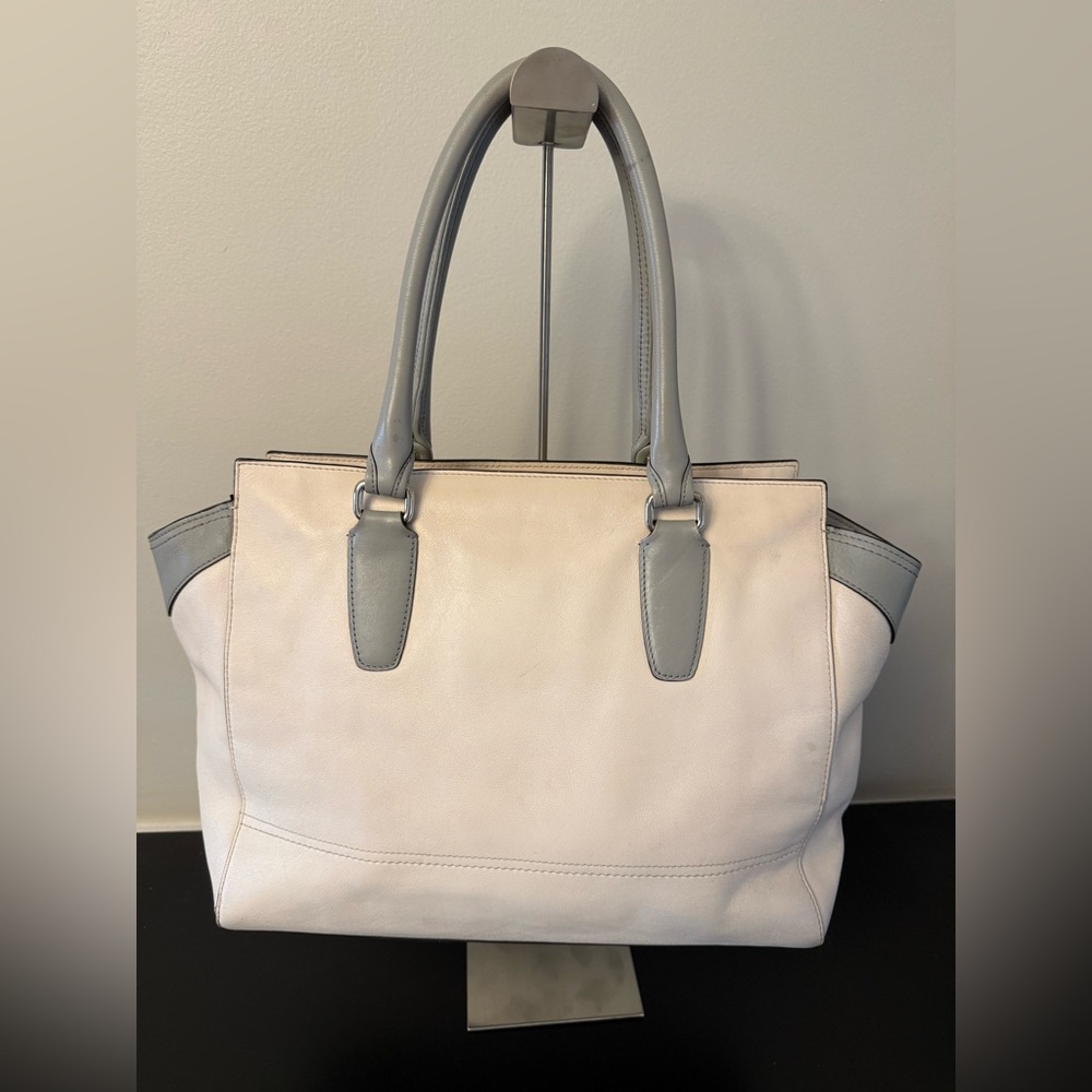 Coach Legacy Colorblock Leather Candace Medium Carryall - Picture 4 of 13
